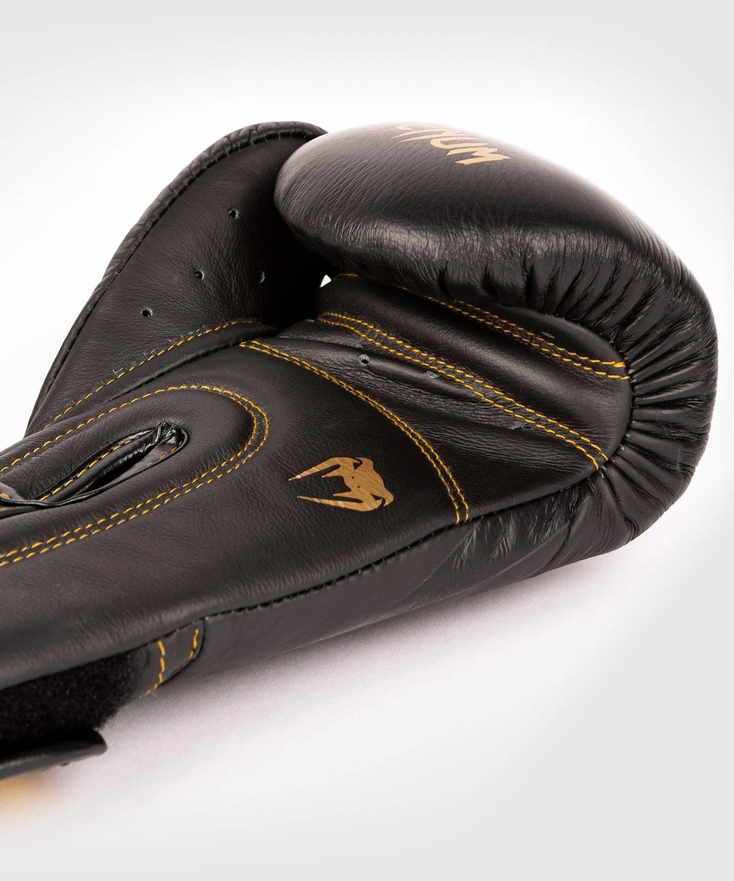 Guantes de Boxeo profesional Venum Hammer – Velcro - Negro/Negro-Oro